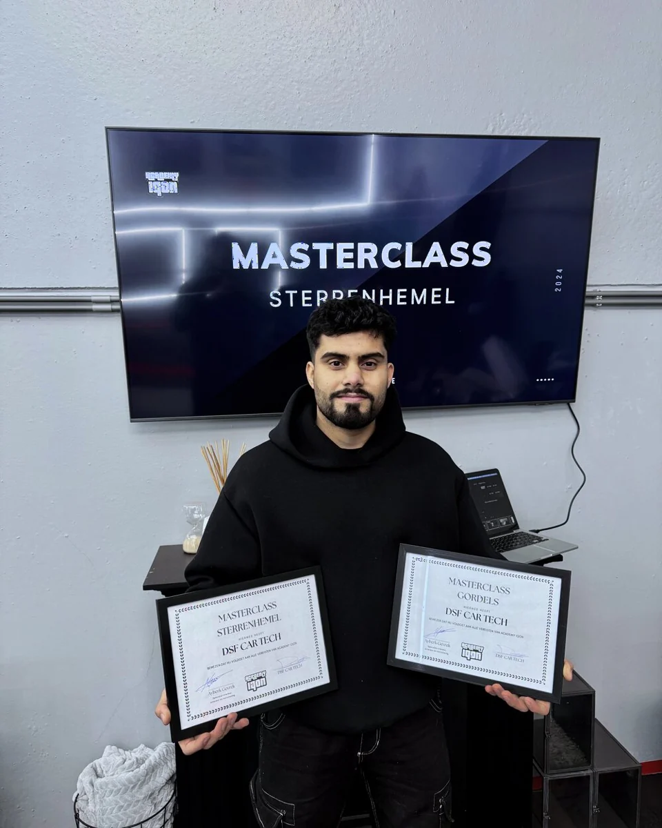 DSF Car Tech met certificaat van Academy IQON